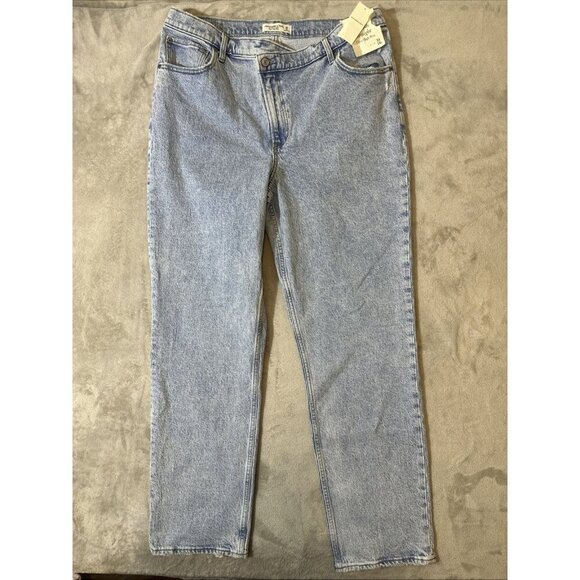 Abercrombie & Fitch The ’90s Straight Ultra High Rise Jeans Light Wash 33 16L - Picture 2 of 9